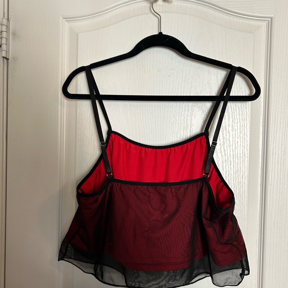 Red sheer top 4x - Picture 2 of 3